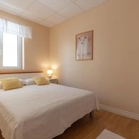 2940b Apartment Sumartin