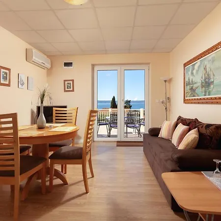 Apartment 2940b